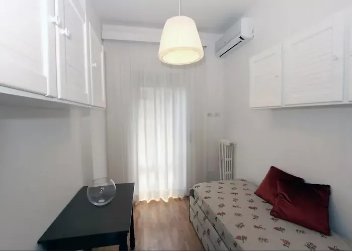 Pacinotti Flats 公寓 *